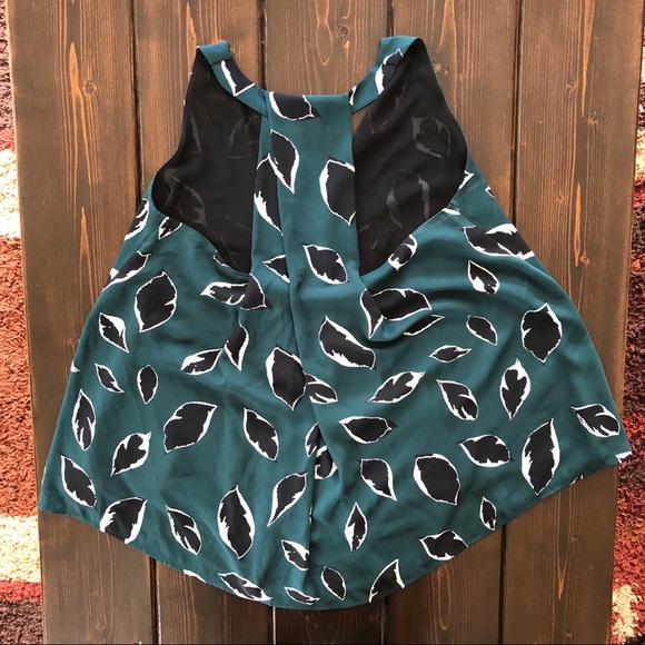 LOFT leaf print tank size XS - Picture 9 of 9